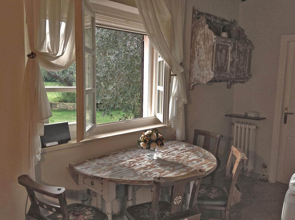 Maison d'hôtes Casale Ai Poggi à Orbetello Extérieur photo
